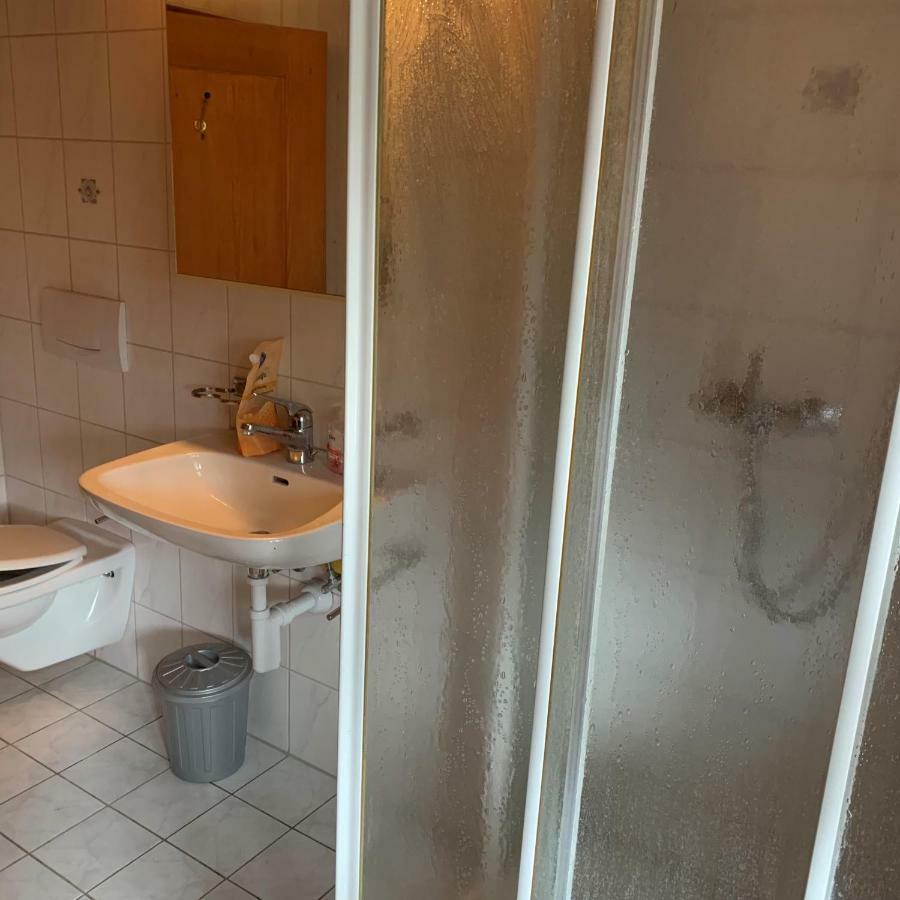 Stadtrand Winterthur Apartment Wiesendangen Ngoại thất bức ảnh